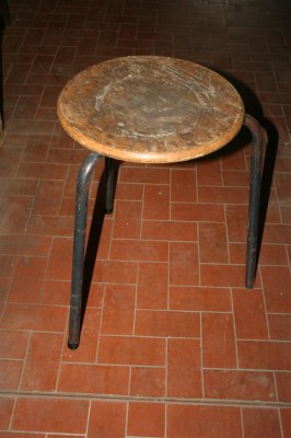 Sgabello industriale